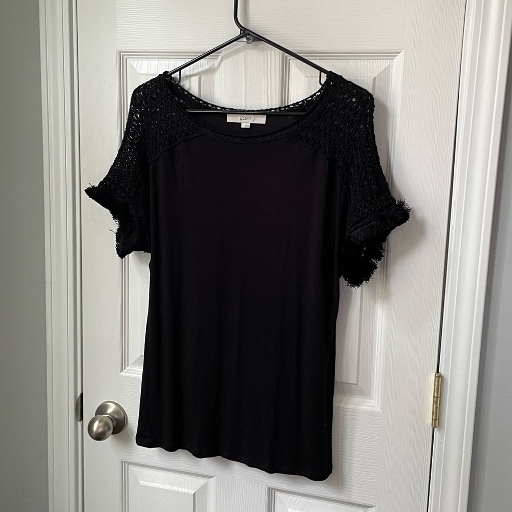 Loft crochet short sleeved shirt